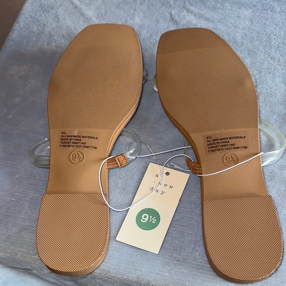 A New Day Women's Tan Sandals - Picture 6 of 6